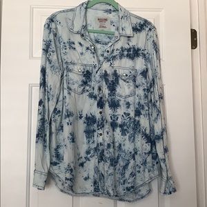 Acid wash denim long sleeve
